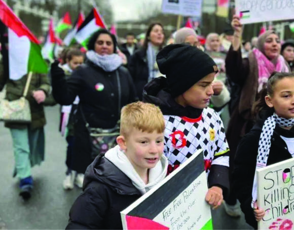 Children's March in The Hague urges ICC to investigate Gaza crimes