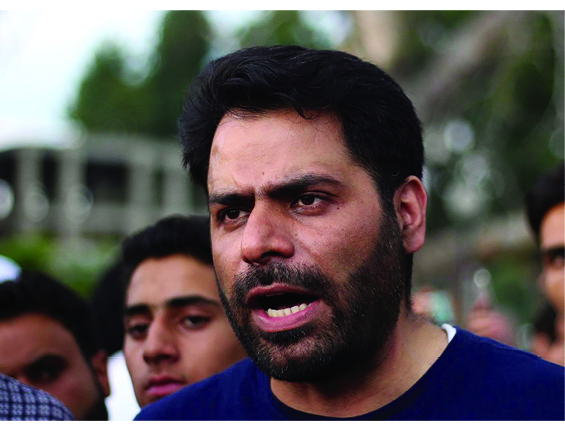 Kashmiri activist Khurram Parvez and journalist Irfan Mehraj freed on bail, under tight curbs